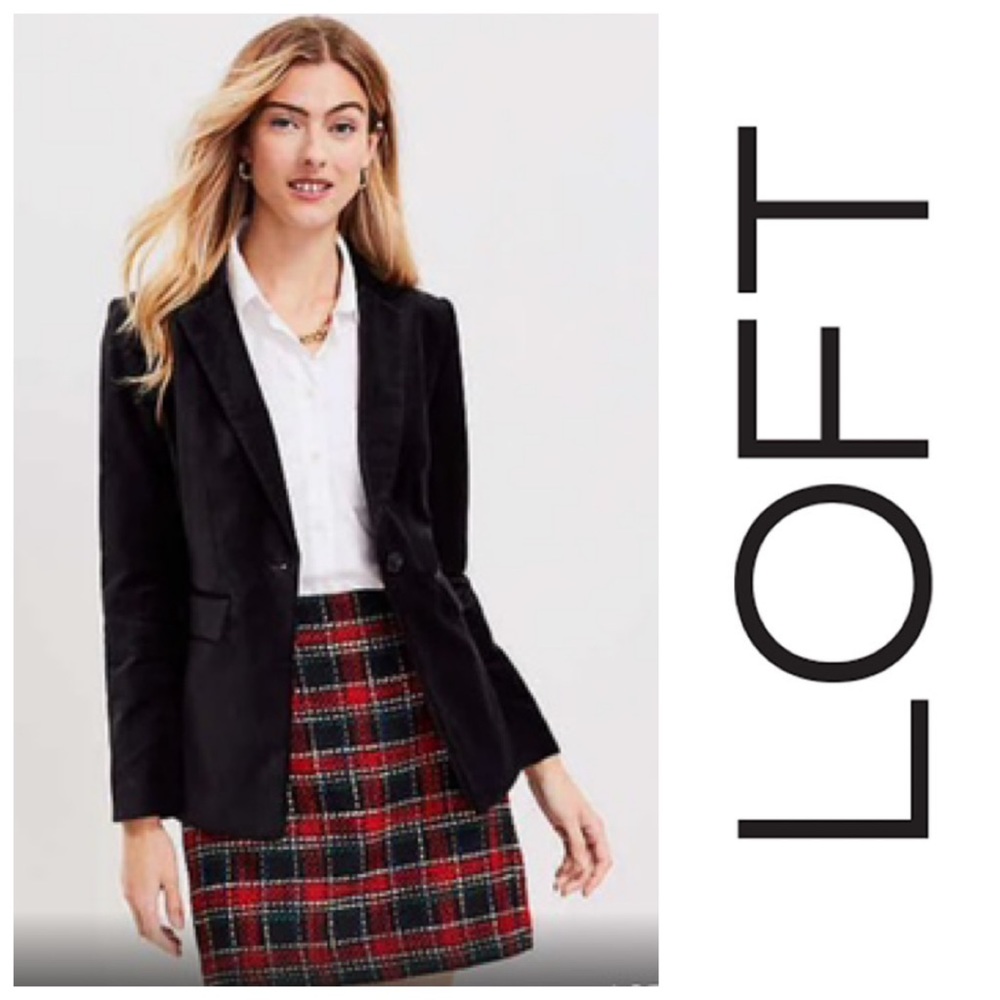 LOFT Modern Velvet Blazer